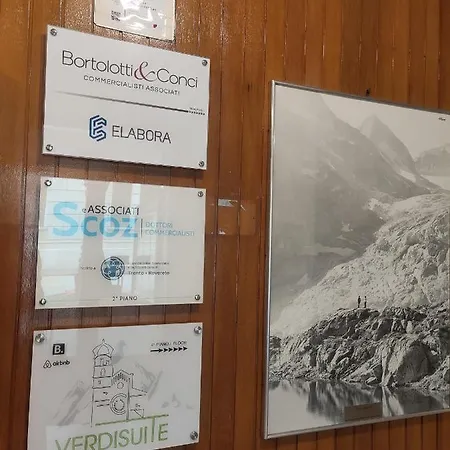 Verdisuite - Centro - Parcheggio Privato Gratuito * Trento