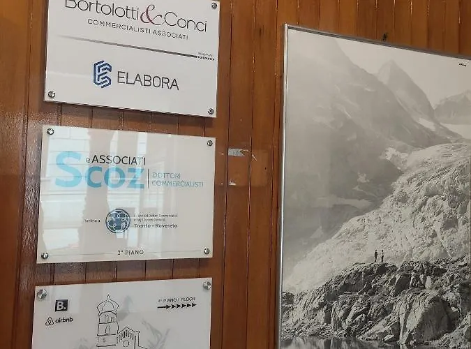 Verdisuite - Centro - Parcheggio Privato Gratuito * ترينتو